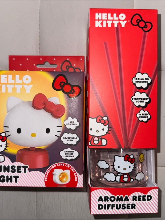 Hello Kitty Other - NEW Hello Kitty Sunset Light & Aroma Reed Diffuser Strawberry Scented Set Decor